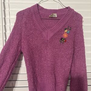 Chic V-Neck Sweater with Floral Detail